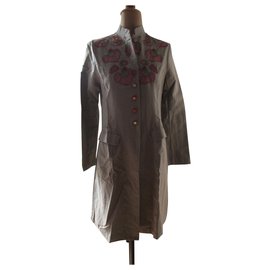 Armand Ventilo-Embroidered summer coat, taille 36.-Beige