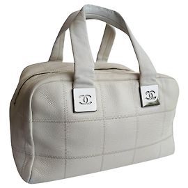 Chanel Barra de Chocolate Caviar de Boston Branco