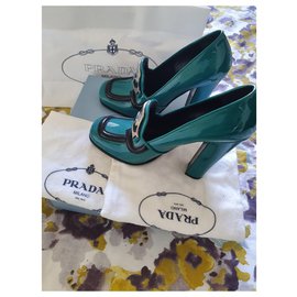 Prada-Patent heeled pump-Turquoise