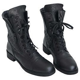 Chanel Schwarze Combat Schnürstiefel mit Box Schwarz