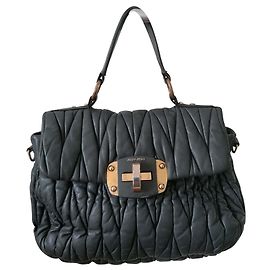 Miu Miu Cofre Cinza