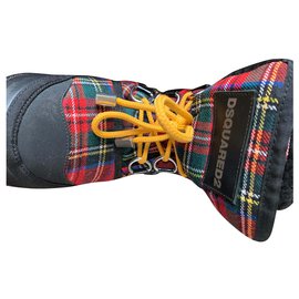 Dsquared2-Boots-Black,Red