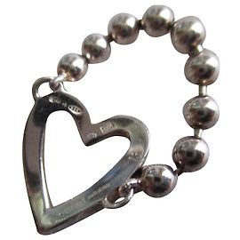 Anello Gucci in argento con cuore e pallina Argento