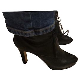 Repetto Black Leather Ankle Boots Black
