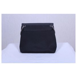 Second hand Dkny Bags - Joli Closet