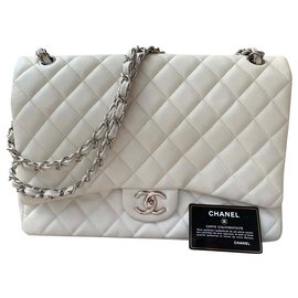 Chanel-Borsa a patta maxi foderata Chanel in pelle caviale bianco crema-Bianco