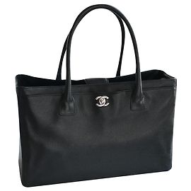 Chanel 35 Borsa tote Executive Cerf nera Nero