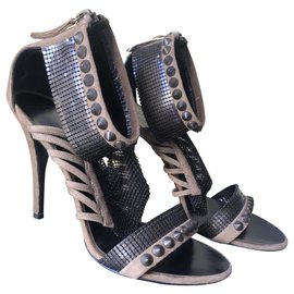 Giuseppe Zanotti-Tacones Giuseppe Zanotti x Balmain-Castaño