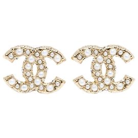 Chanel CC DIAMANTES E PÉROLAS Dourado
