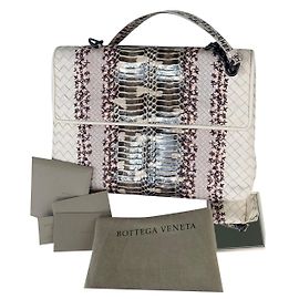 Bolsa de mão Bottega Veneta em couro de bezerro trançado e python envernizado Outro