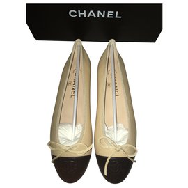 Chanel-Superbe ballerine classiche Chanel-Nero,Beige