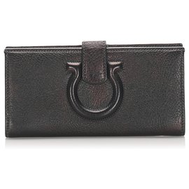 Autre Marque-Ferragamo Black Gancini Leather Long Wallet-Black