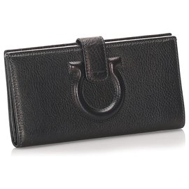 Autre Marque-Ferragamo Black Gancini Leather Long Wallet-Black