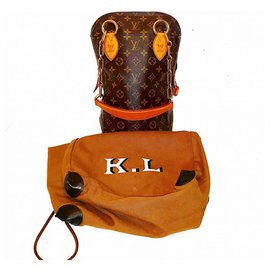 Louis Vuitton-Rare LV x Karl Lagerfeld Baby Punching Chain Tote Bag-Brown