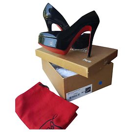 Christian Louboutin BIANCA pump 140 Black