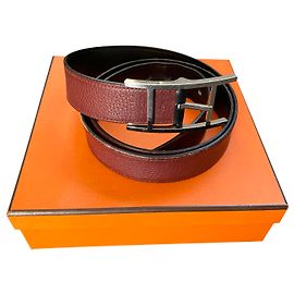 Hermès Quentin Dark red