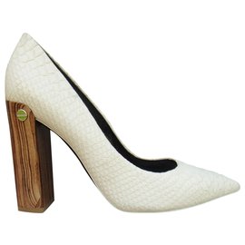 Escarpins Neil Barrett en cuir effet python blanc taille 36 Blanc