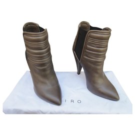 Iro-Iro boots Klara model p 37-Taupe