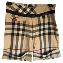 Burberry-Girl Shorts-Beige