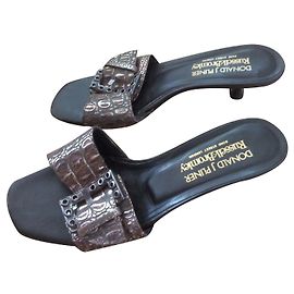 Russell & Bromley Mulas Marrom Metálico