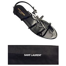 Yves Saint Laurent Cassandra paint Black