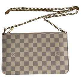 Louis Vuitton-Embreagem GM nunca cheia-Bege