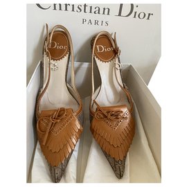 Christian Dior-Tacones DIOR-Caramelo