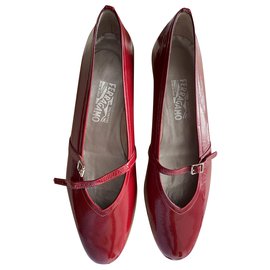 Salvatore Ferragamo-BALLERINES modèle AUDREY neuves en cuir vernis rouge Hermès-Rouge