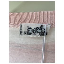 Hermès-Hermès T shirts-Pink