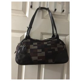 Russell & Bromley-Handtasche mit Vorhängeschloss-Schwarz,Mehrfarben 