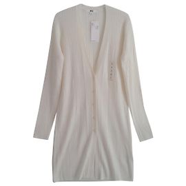 Uniqlo Strickjacke en laine. Neuf avec étiquette. Taille S.. Roh