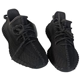 Yeezy Boost 350 V2 Black Static Black