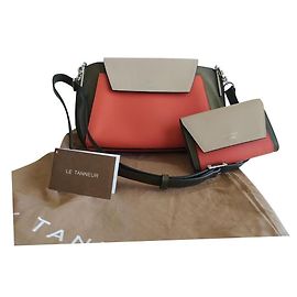 Le Tanneur Handbag Lambskin Olive Green Olive green