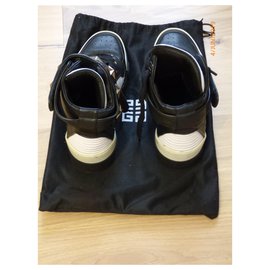 Givenchy-Givenchy Sneakers Man by Riccardo Tisci-Black