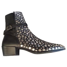 SAINT LAURENT. Nero