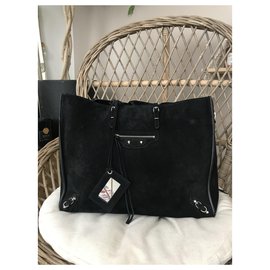 Balenciaga-Paper A4 Zip-Black