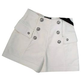 Tamanho de Shorts de algodão com botão prateado Balmain 36 Branco