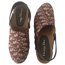 Dior Clogs Red