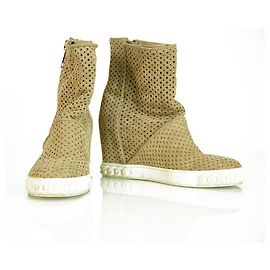 Casadei Beige Perforated Suede Iconic Chain Wedge Platform Booties Shoes Boot 37 Beige