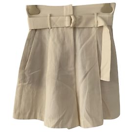 Mango Short beige taille haute neuf Beige