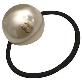 Chanel Haarschmuck Aus weiß