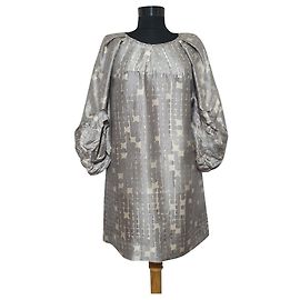 Baum und Pferdgarten Seidenkleid Grau Silber Puffärmel Silber Grau