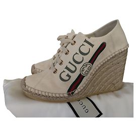 Gucci Schnür-Espadrilles Sand