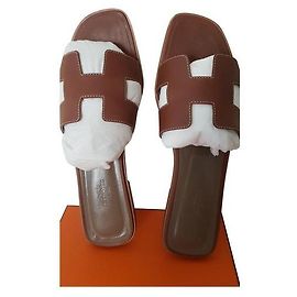 Hermès Hermes Oran 40.5 Caramel