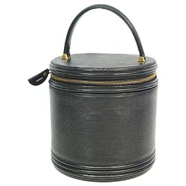 Louis Vuitton-Louis Vuitton Cannes Womens handbag M48032 Noir-Other