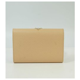 Louis Vuitton-portofeuilles Capucines compact Folded wallet M63953 Beige-Beige