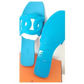 Hermès Aloha Blue