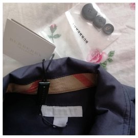 Burberry-Classic-Blue