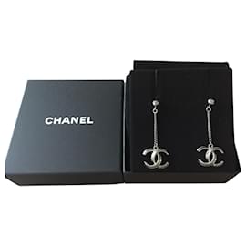 Chanel-Pendientes de Chanel-Plata