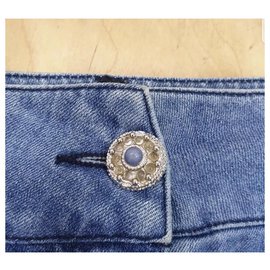 Chanel-Mini-jupe en jean boutonnée Chanel Sz 38-Bleu